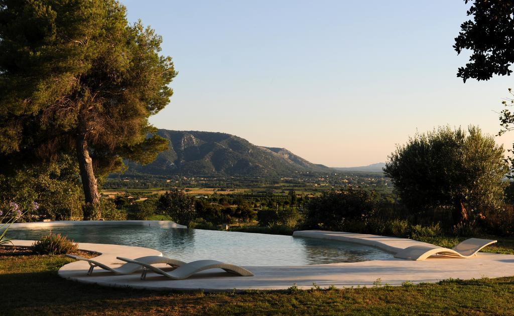 Le Vieux Bistrot Hotell Cabrières-dʼAvignon Exteriör bild