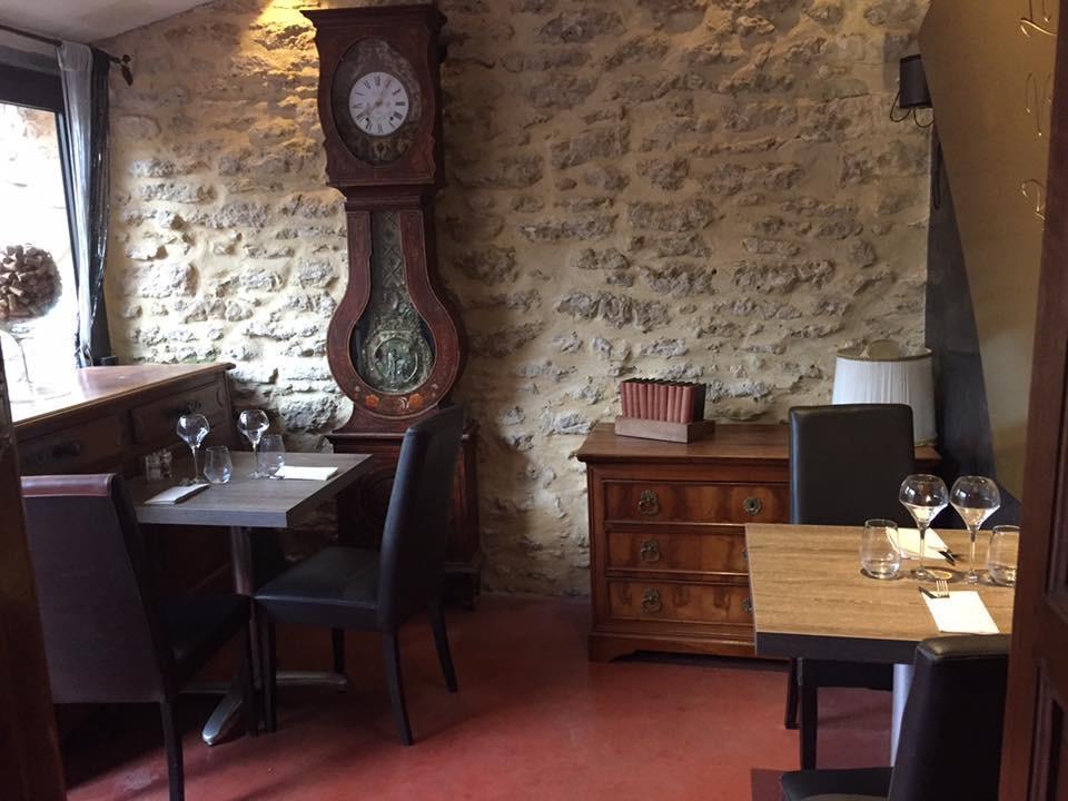 Le Vieux Bistrot Hotell Cabrières-dʼAvignon Exteriör bild
