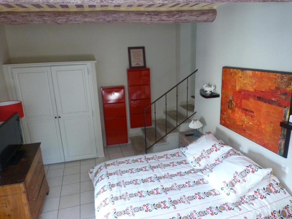Le Vieux Bistrot Hotell Cabrières-dʼAvignon Rum bild
