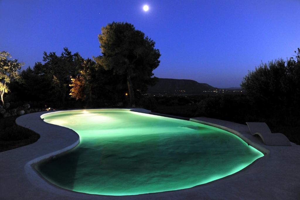 Le Vieux Bistrot Hotell Cabrières-dʼAvignon Exteriör bild